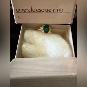 Emeraldesque Avon Ring size 8